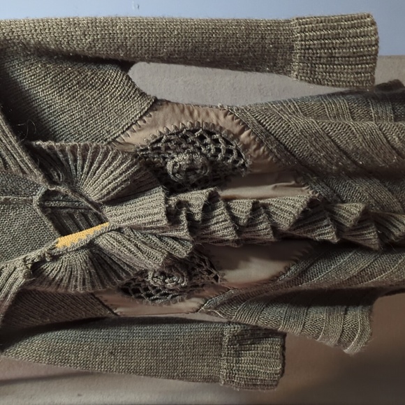 Cardigan - Picture 2 of 4